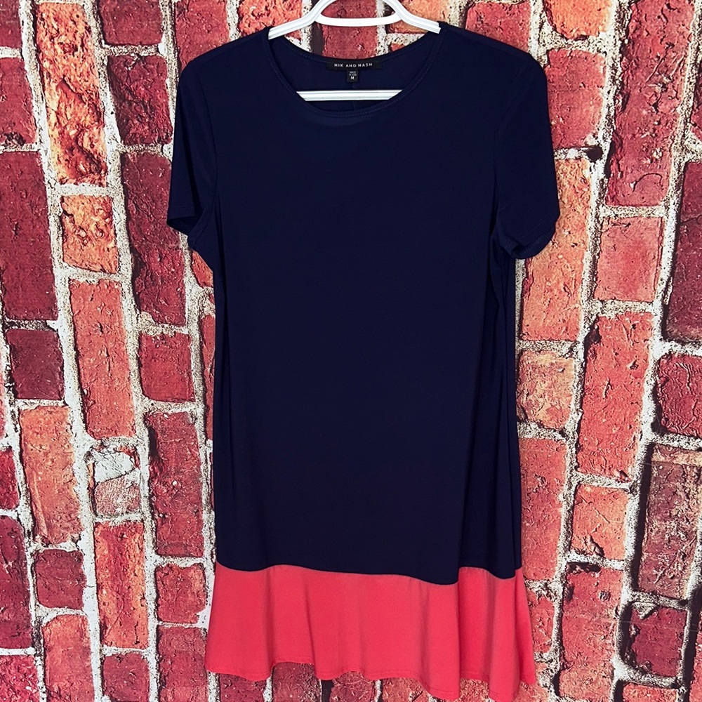 Nik and Nash Women's Navy Coral Ruffle Hem Tunic dress  Top size medium